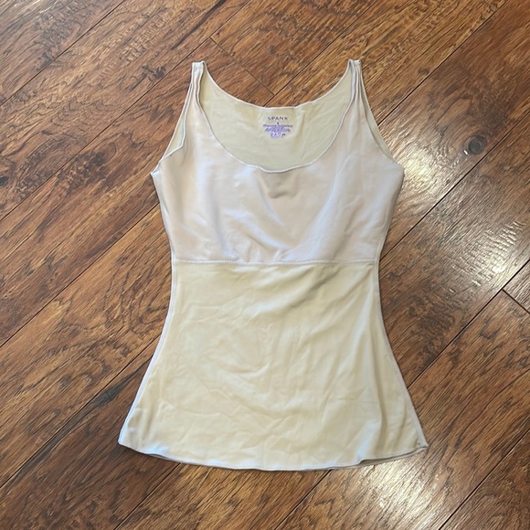 SPANX BY SARA BLAKELY Scoop Neck Sleeveless Tank Color Beige  Size Small - Picture 2 of 6